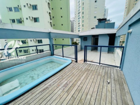 Apartamento com 3 Quartos à Venda, 256 m² em Centro - Balneário Camboriú