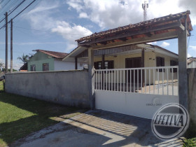 Casa com 2 Quartos à Venda, 375 m² em Piçarras - Guaratuba