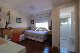 Apartamento com 3 Quartos à Venda, 200 m² em Mirandópolis - São Paulo