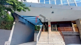 Sala Comercial à Venda, 24 m² em Independência - Porto Alegre