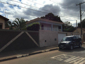 Imóvel com 3 Quartos à Venda, 206 m² em Tanquinho (guamium) - Piracicaba