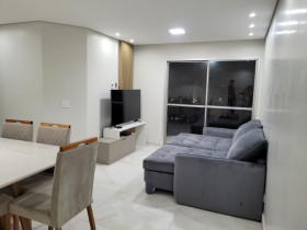 Apartamento com 2 Quartos à Venda, 60 m² em Vila Santa Catarina - São Paulo