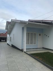 Casa com 5 Quartos à Venda, 280 m² em Barreiros - São José