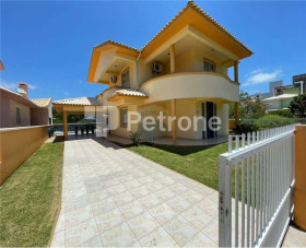 Casa com 5 Quartos à Venda, 260 m² em Praia De Palmas - Governador Celso Ramos