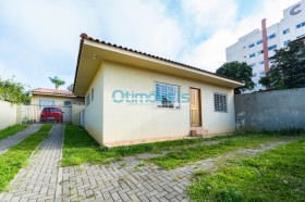 Casa com 2 Quartos para Alugar, 52 m² em Santa Cândida - Curitiba