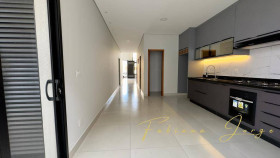 Casa de Condomínio com 3 Quartos à Venda, 230 m² em Residencial Real Parque Sumaré - Sumaré