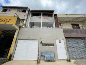 Apartamento com 9 Quartos à Venda, 416 m² em Itaperi - Fortaleza
