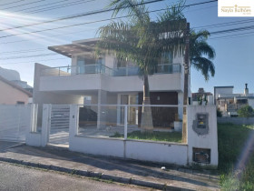 Casa com 4 Quartos à Venda, 260 m² em Campinas - São José