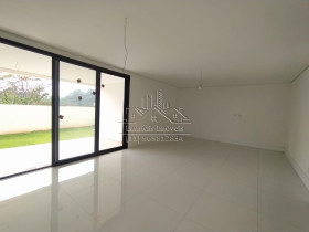 Imóvel com 4 Quartos à Venda, 334 m² em Suru - Santana De Parnaíba