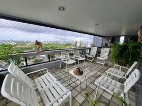 Apartamento com 4 Quartos à Venda, 309 m² em Casa Forte - Recife