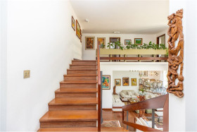 Casa com 4 Quartos à Venda,  em Jardim Marajoara - São Paulo