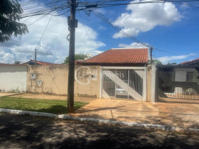 Casa com 3 Quartos à Venda, 250 m² em Parque Dos Novos Estados - Campo Grande