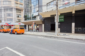Loja para Alugar, 148 m² em Centro - Curitiba
