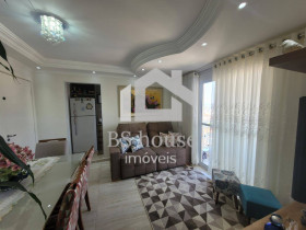 Apartamento com 2 Quartos à Venda, 56 m² em Vila Eldizia - Santo André