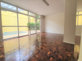 Imóvel com 3 Quartos para Alugar, 230 m² em Indianópolis - São Paulo