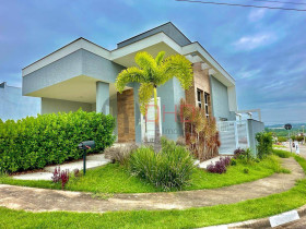 Casa de Condomínio com 3 Quartos à Venda, 194 m² em Cajuru Do Sul - Sorocaba
