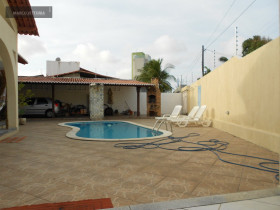 Casa com 3 Quartos à Venda, 300 m² em Ponta Negra - Natal