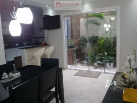 Casa com 4 Quartos à Venda, 700 m² em Vila Figueira - Suzano