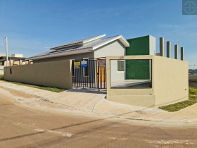 Casa com 3 Quartos à Venda, 100 m² em Uvaranas - Ponta Grossa