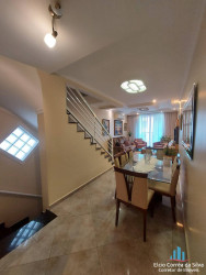 Casa com 4 Quartos à Venda, 228 m² em Embaré - Santos