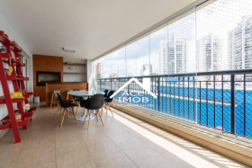 Apartamento com 4 Quartos à Venda, 310 m² em Santo Amaro - São Paulo