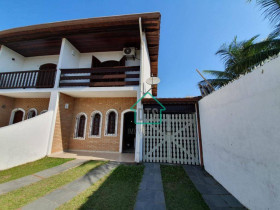 Sobrado com 2 Quartos à Venda, 81 m² em Porto Novo - Caraguatatuba