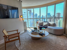 Apartamento com 3 Quartos à Venda, 137 m² em Barra Sul - Balneário Camboriú