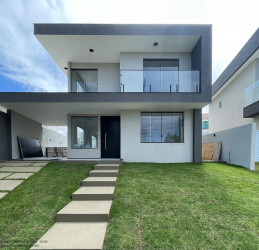 Casa com 4 Quartos à Venda, 270 m² em Alphaville (abrantes) - Camaçari