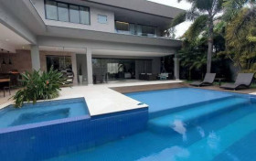 Casa de Condomínio com 4 Quartos à Venda, 760 m² em Barra Da Tijuca - Rio De Janeiro