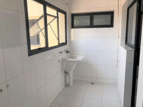 Apartamento com 3 Quartos à Venda, 136 m² em Centro - Piracicaba