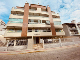 Apartamento com 2 Quartos à Venda, 100 m² em Bombas - Bombinhas