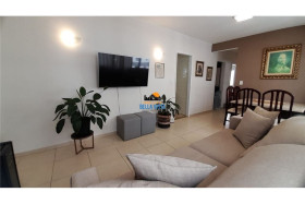 Apartamento com 3 Quartos à Venda,  em Moema - São Paulo