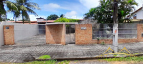 Casa com 3 Quartos para Alugar, 300 m² em Capim Macio - Natal