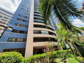 Apartamento com 3 Quartos à Venda, 136 m² em Meireles - Fortaleza