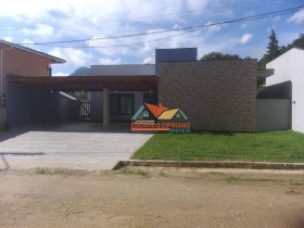 Casa com 3 Quartos à Venda, 185 m² em Martim De Sá - Caraguatatuba