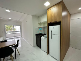 Apartamento com 2 Quartos à Venda, 77 m² em Ingleses - Florianópolis