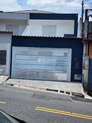 Sobrado com 3 Quartos à Venda, 130 m² em Canhema - Diadema