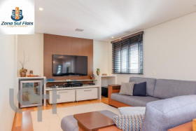 Apartamento com 3 Quartos à Venda, 170 m² em Vila Firmiano Pinto - São Paulo
