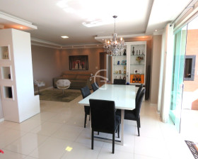 Apartamento com 3 Quartos à Venda, 144 m² em América - Joinville