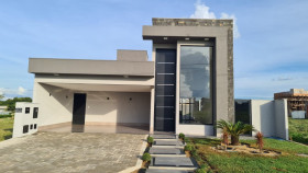 Casa de Condomínio com 3 Quartos à Venda, 307 m² em Parqville Pinheiros - Aparecida De Goiânia