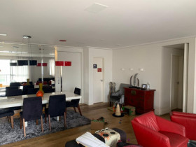 Apartamento com 3 Quartos para Alugar, 150 m² em Vila Andrade - São Paulo