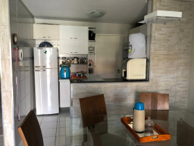 Casa de Condomínio com 3 Quartos à Venda, 84 m² em Lagoa Redonda - Fortaleza