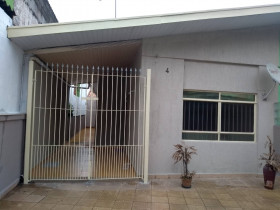 Casa com 2 Quartos à Venda, 80 m² em Jardim D'Abril - São Paulo