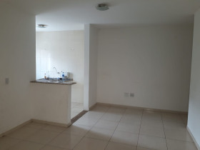 Casa com 3 Quartos para Alugar, 86 m² em Portais (Polvilho) - Cajamar