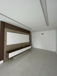 Apartamento com 3 Quartos à Venda, 17.654 m² em Balneário Perequê  - Porto Belo