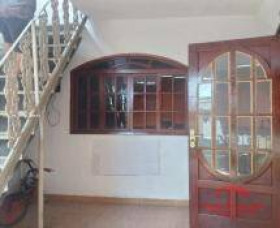 Casa com 2 Quartos para Alugar, 60 m² em Bento Ribeiro - Rio de Janeiro