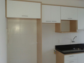 Apartamento com 2 Quartos para Alugar, 60 m² em Quitandinha - São Luís