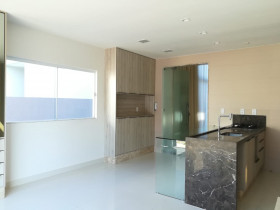 Casa de Condomínio com 4 Quartos para Alugar, 360 m² em Parque das Nações - Parnamirim