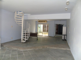 Casa com 4 Quartos à Venda, 190 m²em Condor - Belém