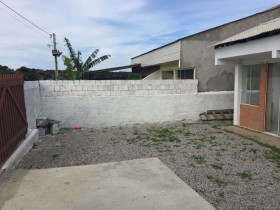 Casa com 1 Quarto à Venda, 35 m² em São João Do Rio Vermelho - Florianópolis